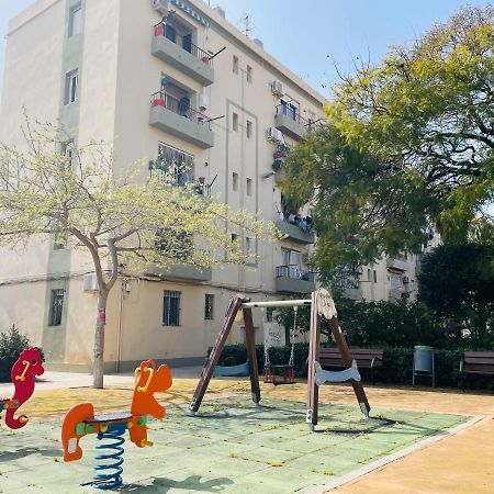 Cozy 2-Bedroom Serviced Apartment With Netflix Sagunto Eksteriør bilde